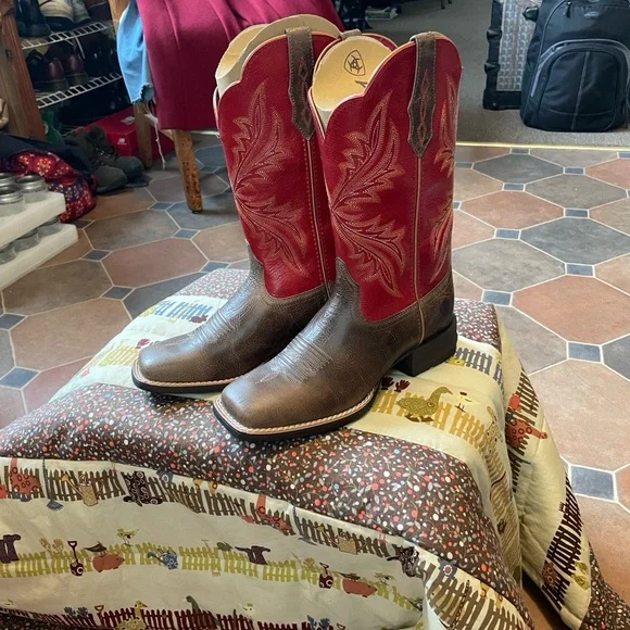 Ariat Red and Brown Heeled Boots - Picture 5 of 12